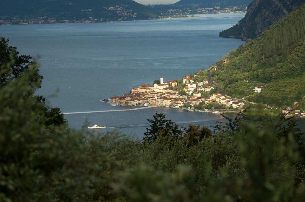 Agriturismo Da Gesi Sale Marasino Exterior foto